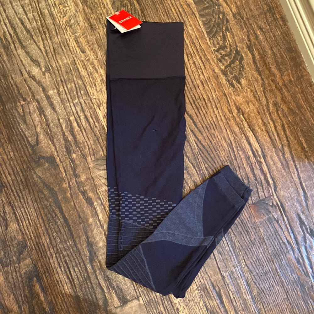 NWT spanx seamless moto leggings. Color indigo